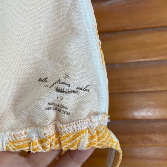 NEW Urban Outfitters Orange Floral Halter Bikini - Picture 5 of 7